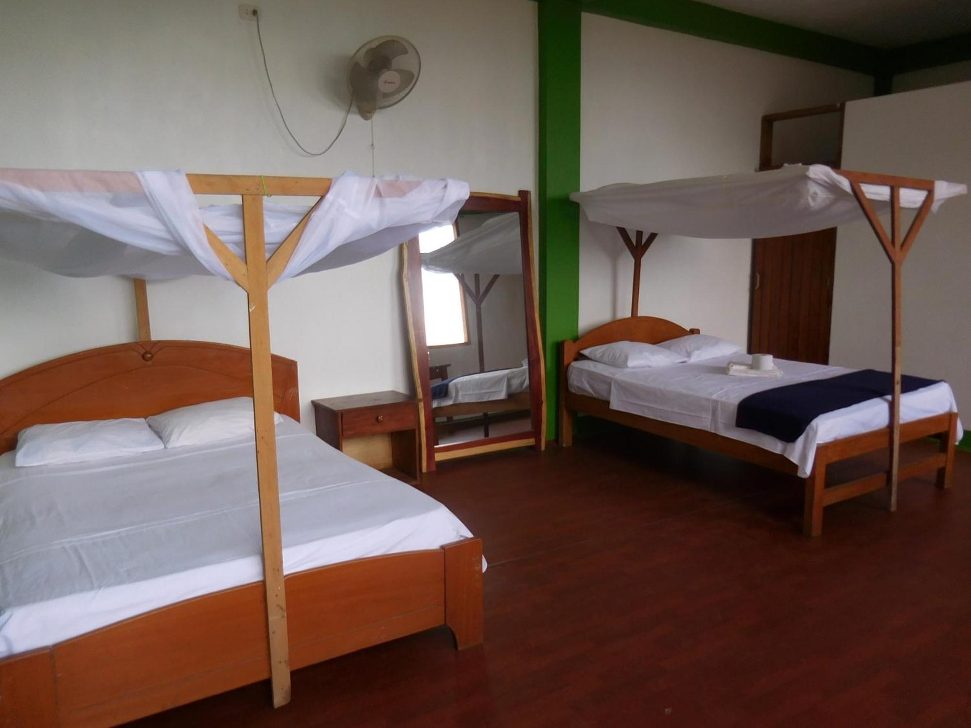Tambopata Hostel Puerto Maldonado Ngoại thất bức ảnh