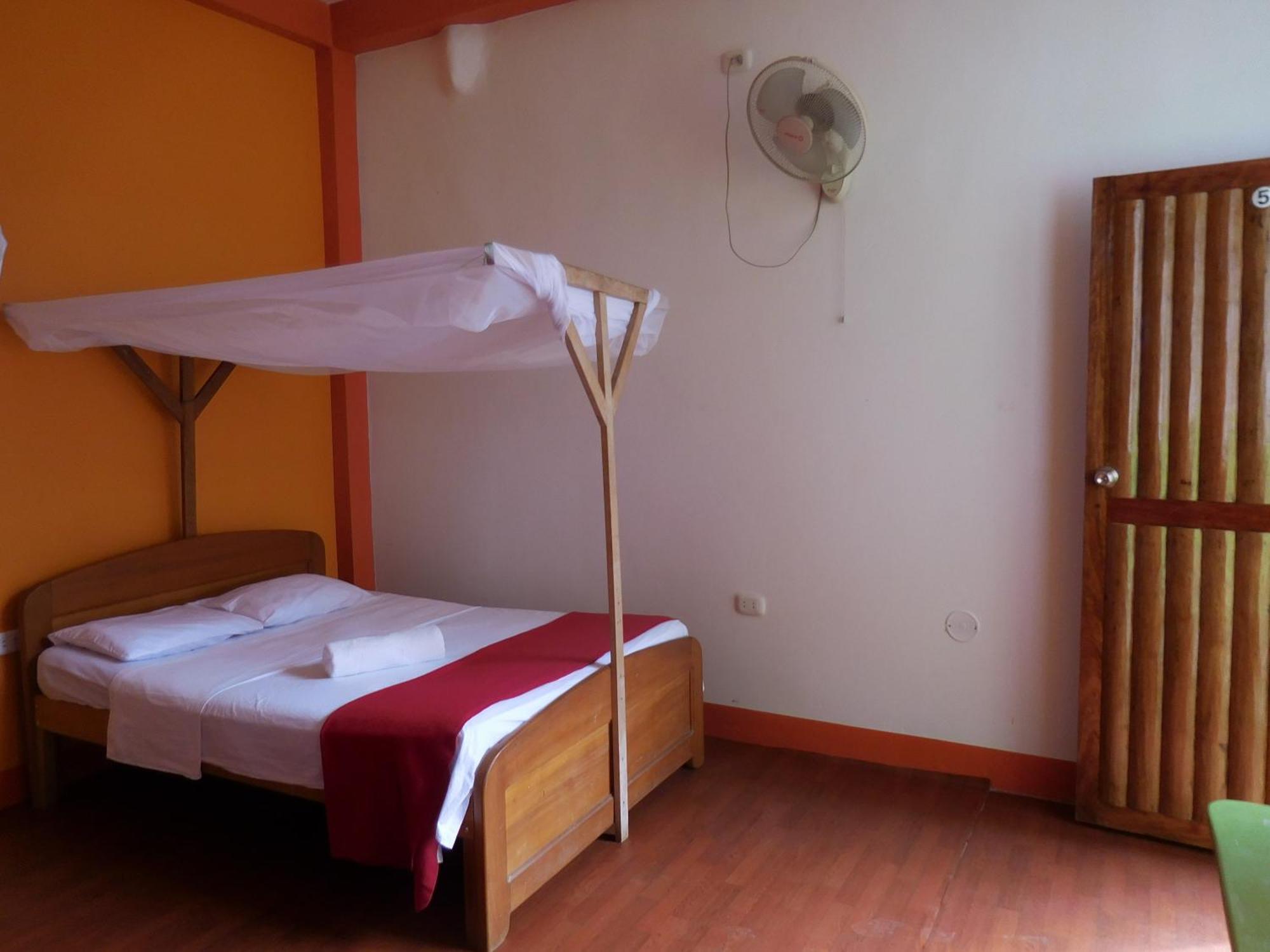 Tambopata Hostel Puerto Maldonado Ngoại thất bức ảnh