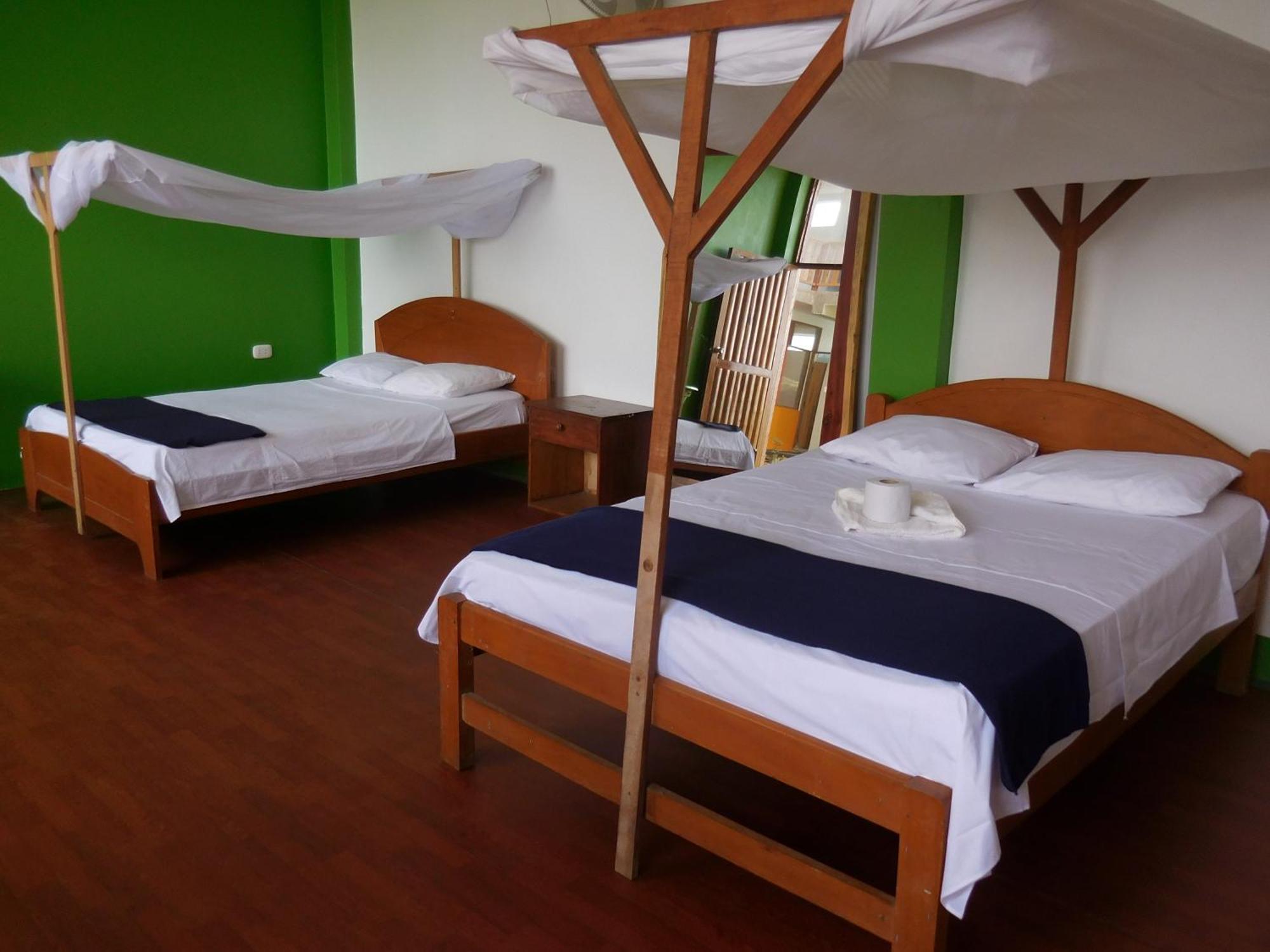 Tambopata Hostel Puerto Maldonado Ngoại thất bức ảnh