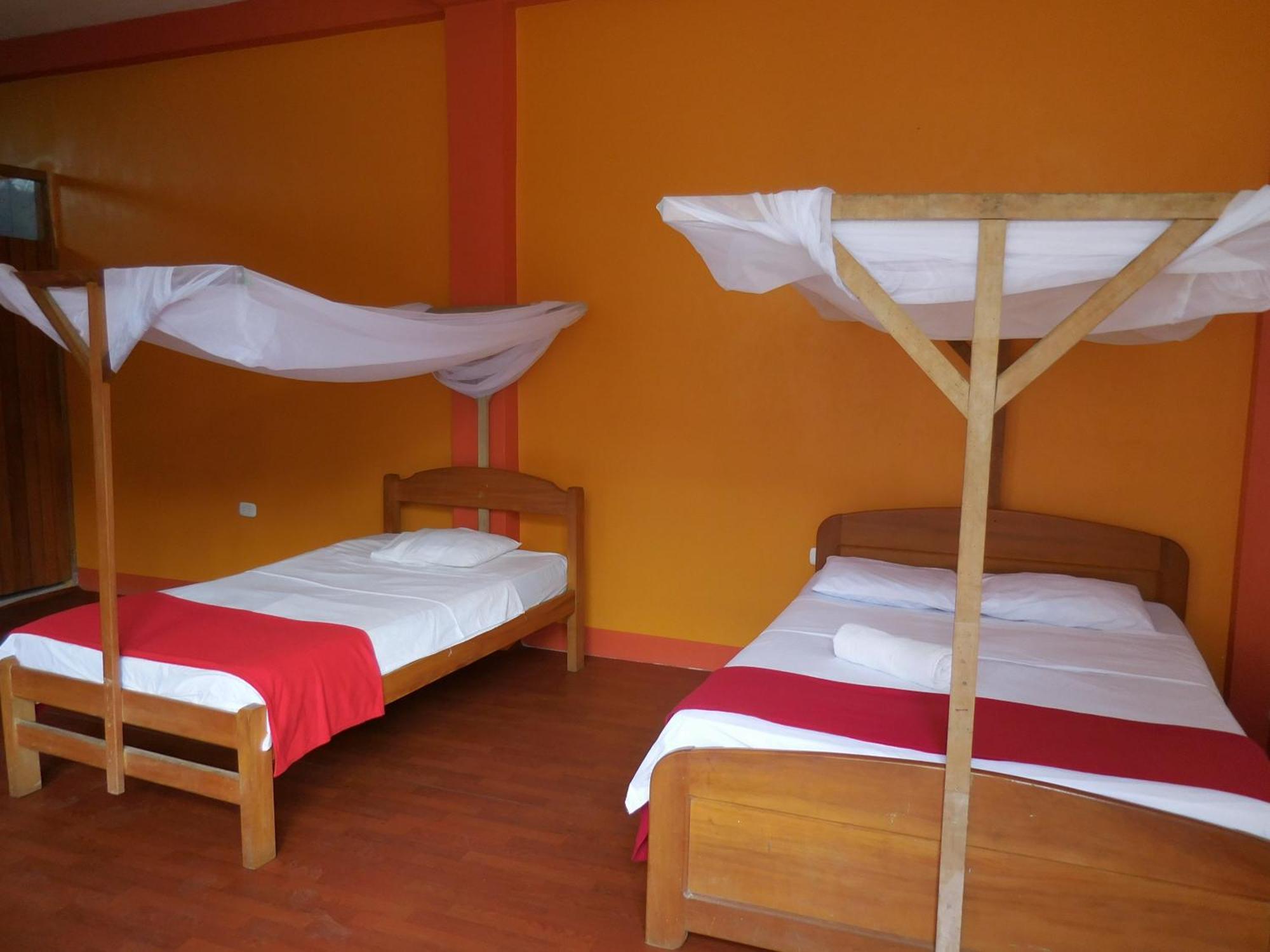 Tambopata Hostel Puerto Maldonado Ngoại thất bức ảnh