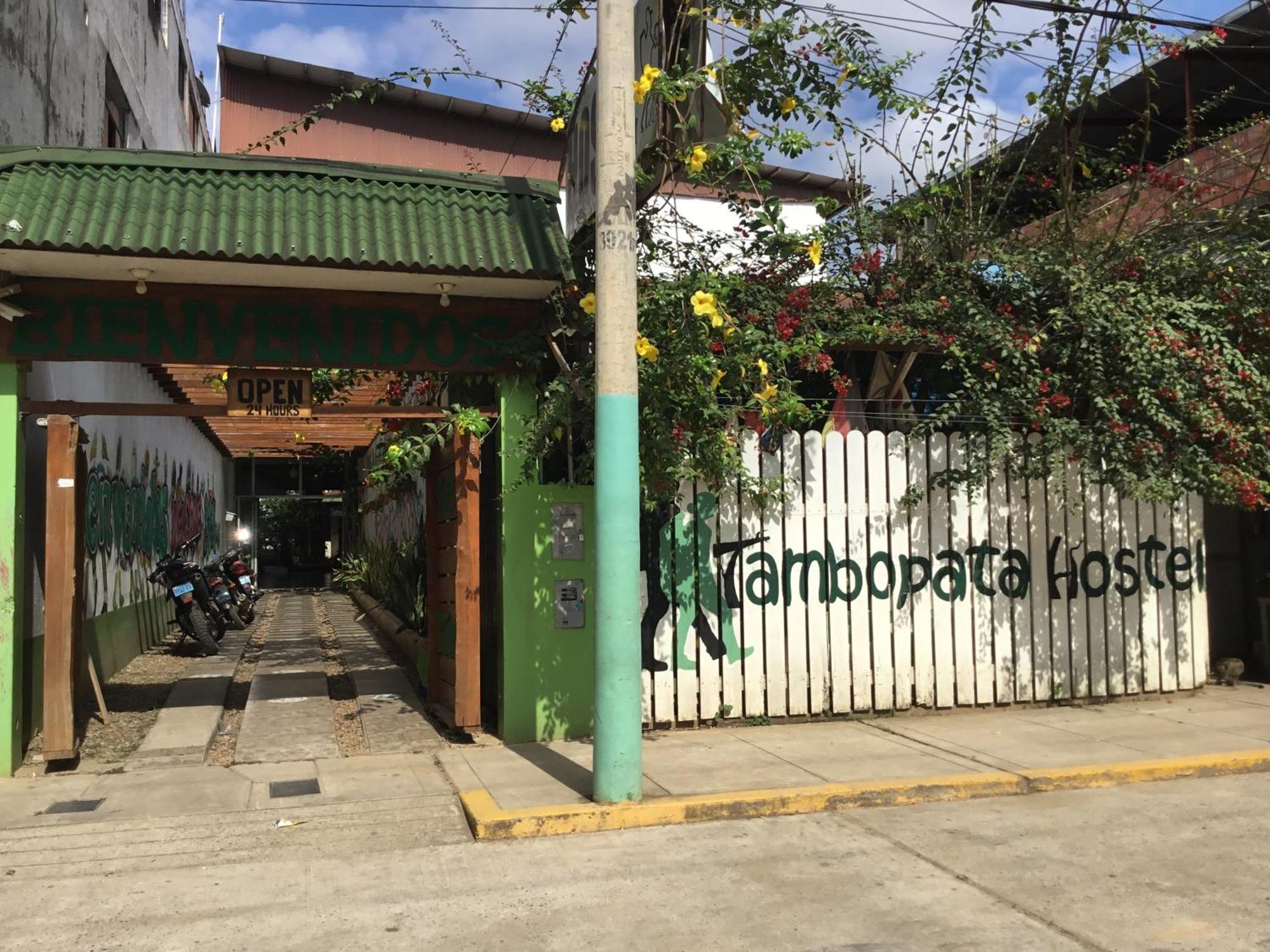 Tambopata Hostel Puerto Maldonado Ngoại thất bức ảnh