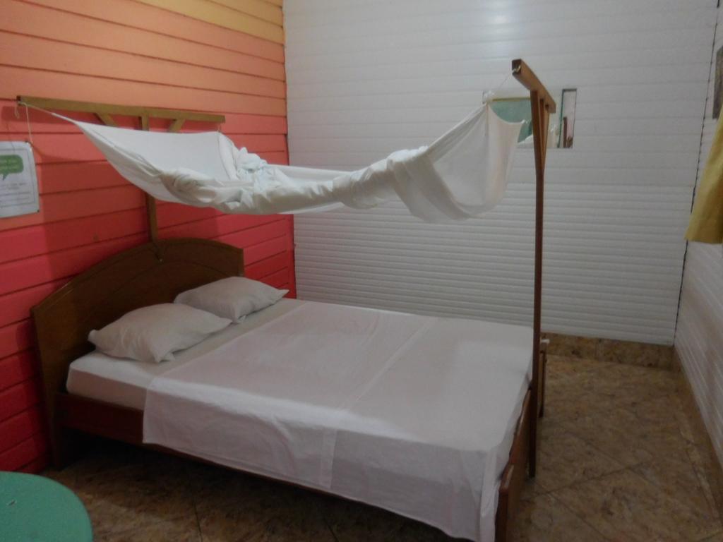 Tambopata Hostel Puerto Maldonado Ngoại thất bức ảnh